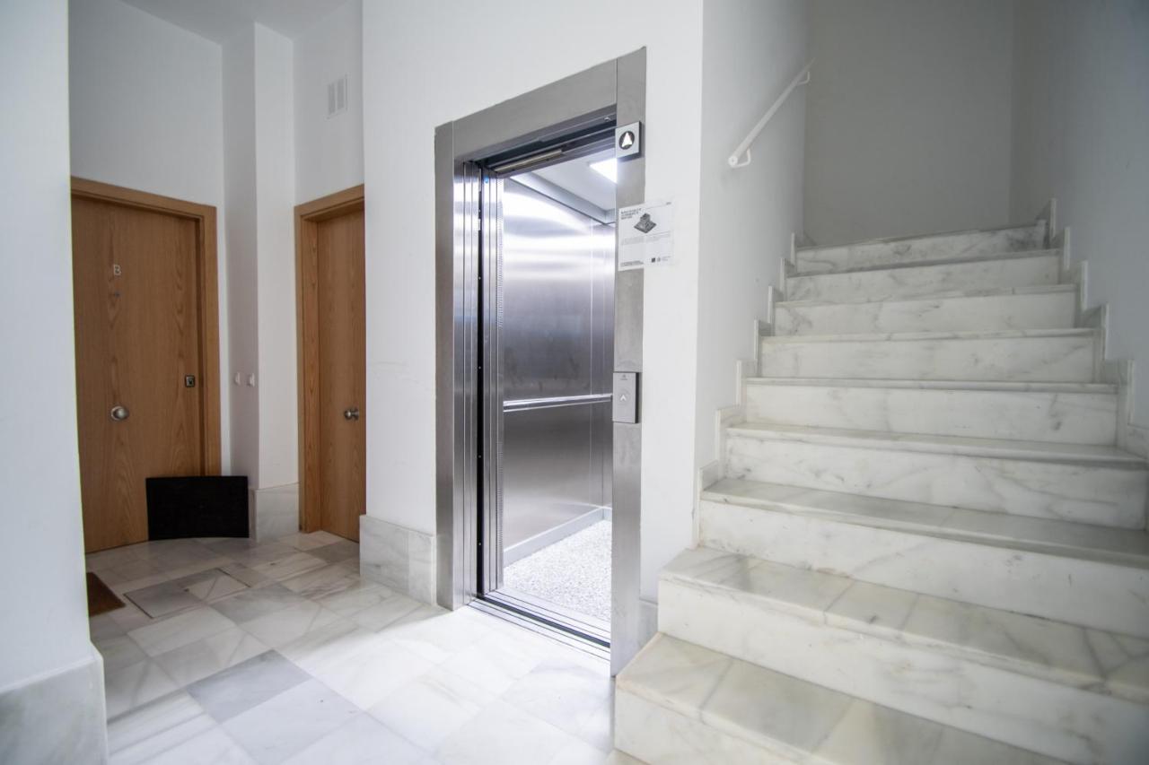Apartamento Colon En Cádiz Buitenkant foto